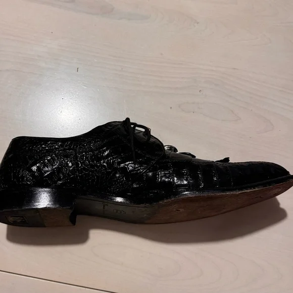 Sophisticated Genuine Black Caiman Crocodile Men display picture 1